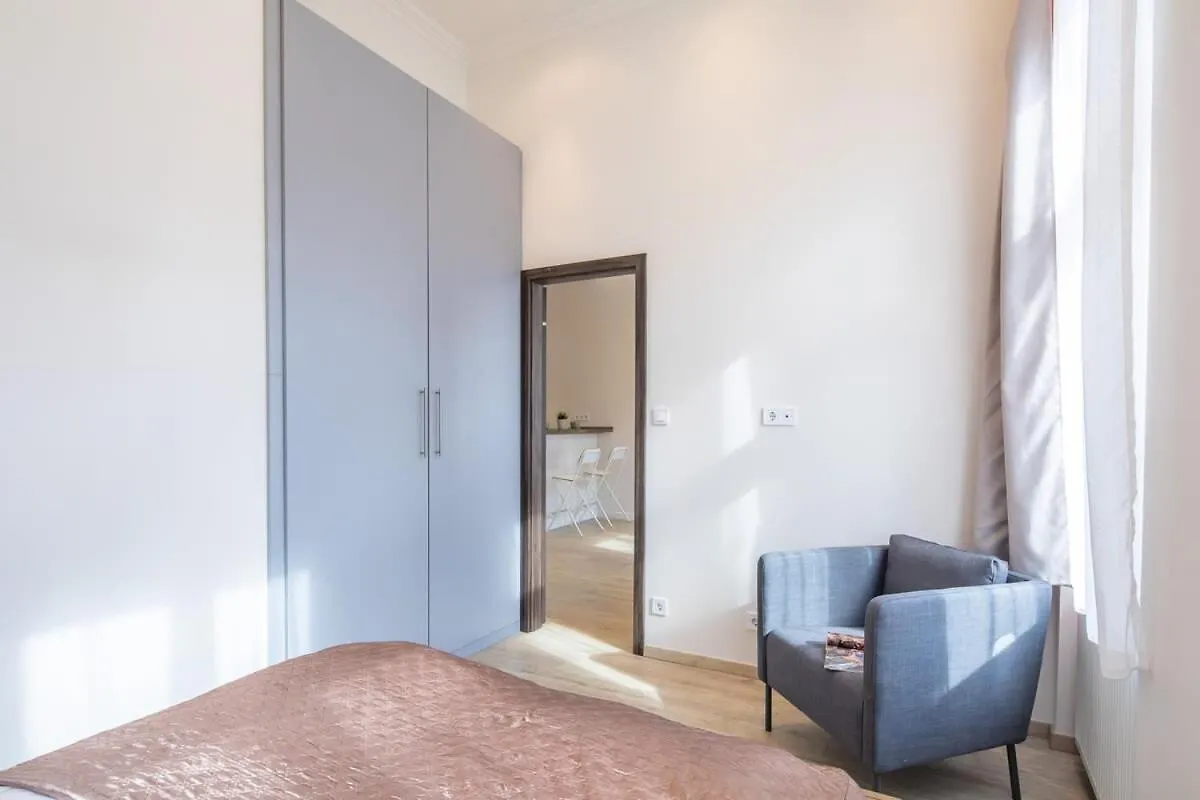 Ultra Central - New - Quiet Sleep Budapest Apartment