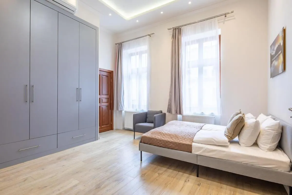 Apartment Ultra Central - New - Quiet Sleep Budapest Hungary